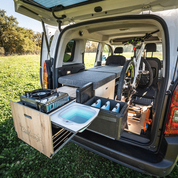 Modulare Campingbox & Camper Ausbau Module für Hochdachkombi Modulare Campingbox & Camper Ausbau Module für Hochdachkombi