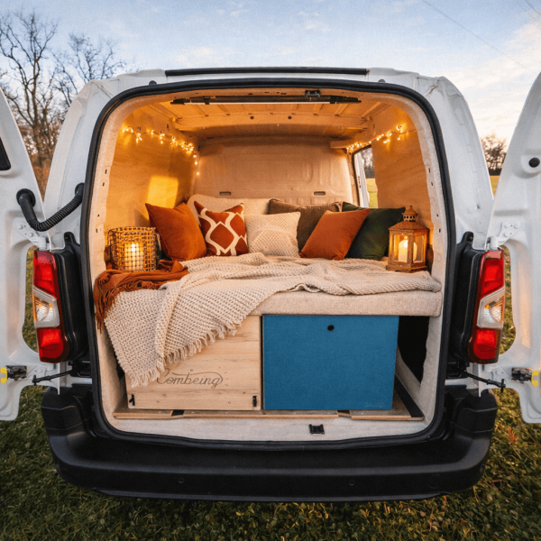 Kleintransporter Camper Ausbau mit modularem Schlafsystem & Bett Kleintransporter Camper Ausbau mit modularem Schlafsystem & Bett